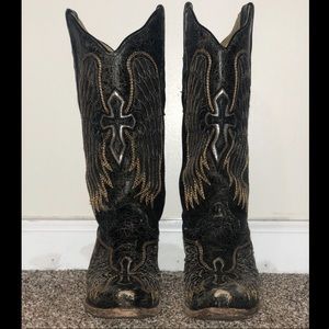 Corral women’s leather wing and cross cowboy boot